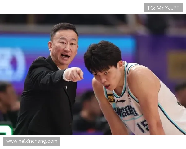 篮球赛事全景解析与重要赛况回顾 各大赛事关键时刻与表现亮点总结 - 副本 - 副本 (3) - 副本